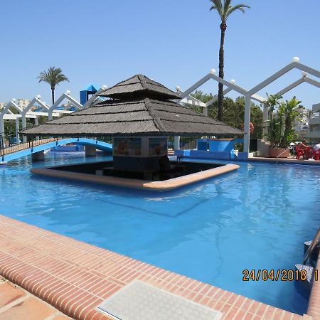 מאלגה Benal Beach Apartments מראה חיצוני תמונה