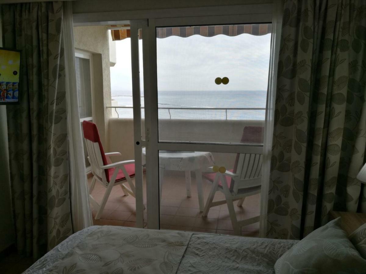 מאלגה Benal Beach Apartments מראה חיצוני תמונה