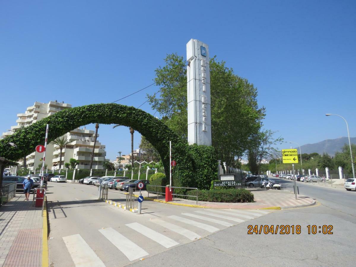 מאלגה Benal Beach Apartments מראה חיצוני תמונה
