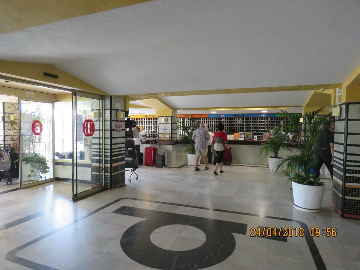 מאלגה Benal Beach Apartments מראה חיצוני תמונה