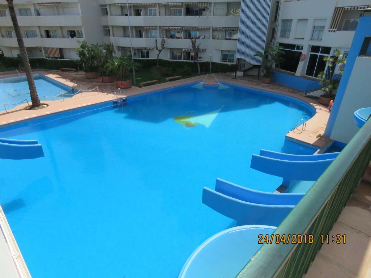 מאלגה Benal Beach Apartments מראה חיצוני תמונה